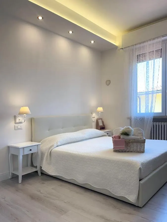Villa Pensione Mercedes Sirmione Guest house