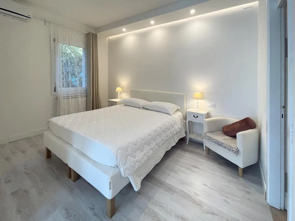 *** Guest house Villa Pensione Mercedes Sirmione Italy